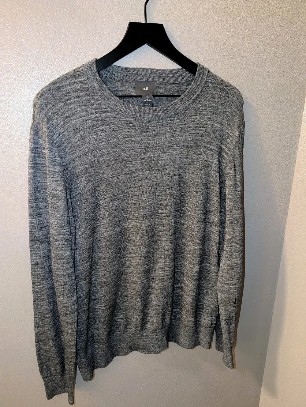 H&M Men's Heather Gray Crewneck Sweater
